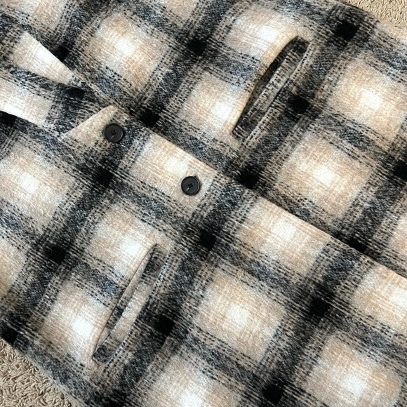 OLD NAVY Soft Brushed Plaid Coat - Picture 5 of 11